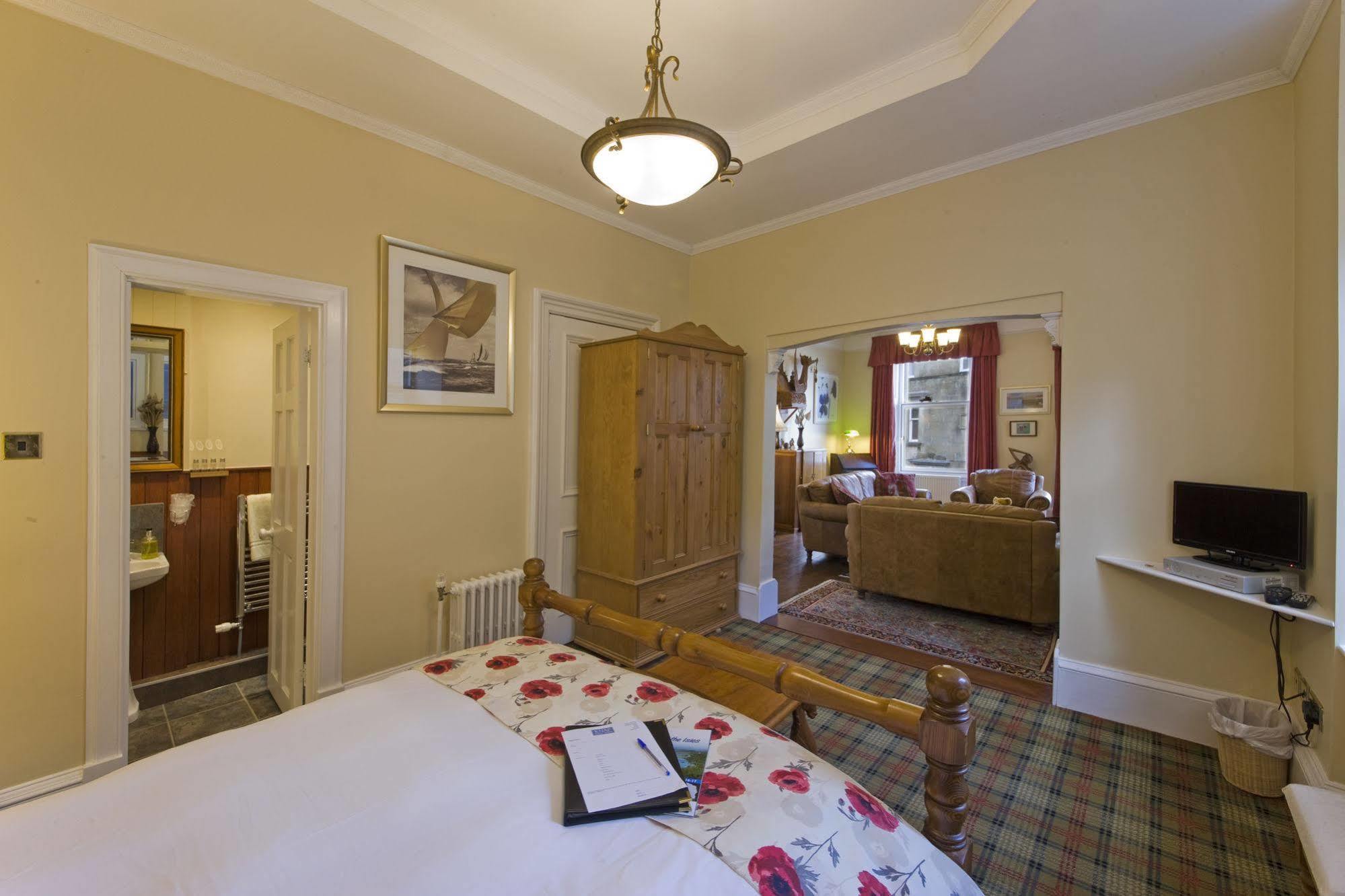 Knap Guest House Tarbert  Exterior photo